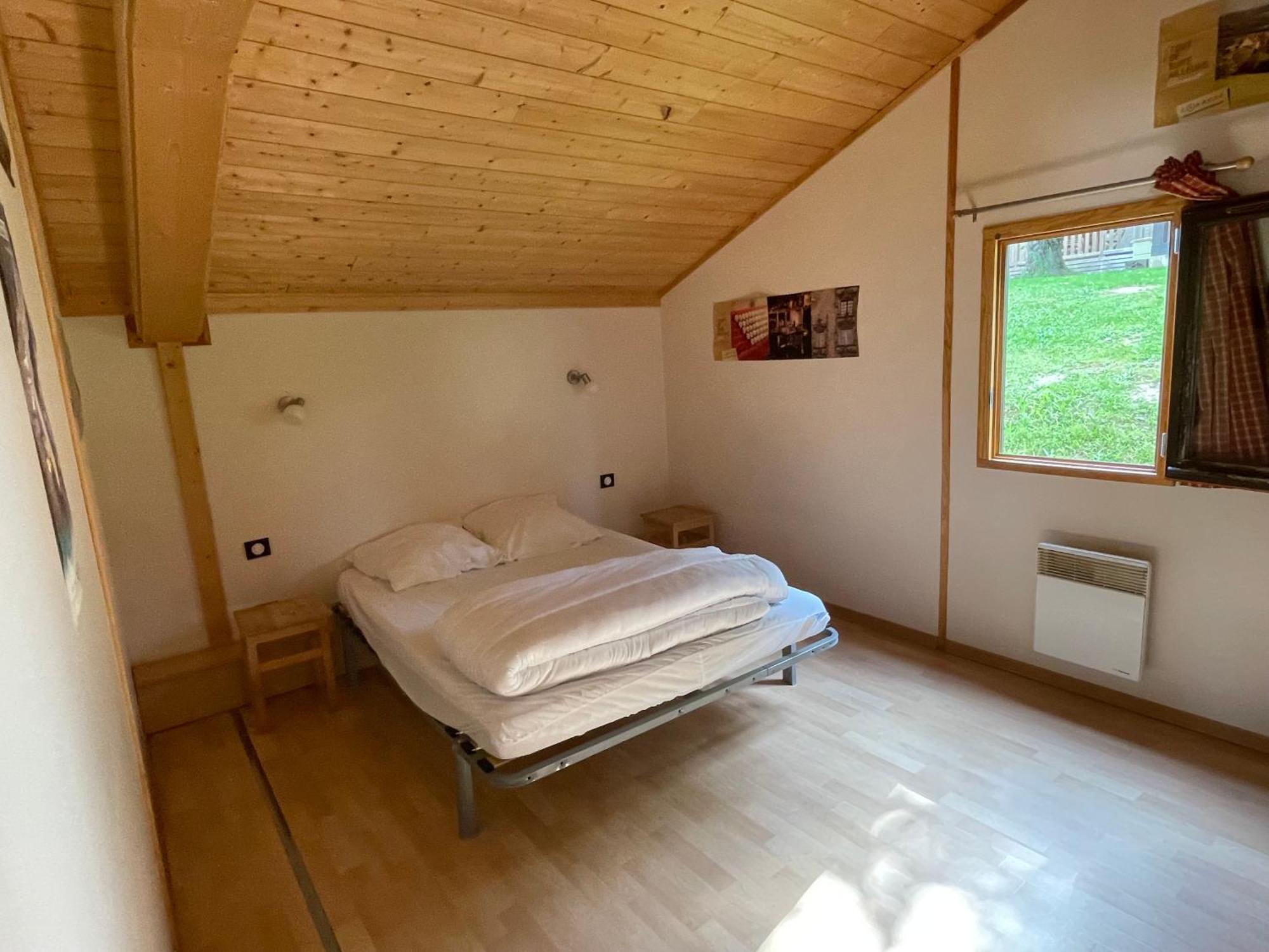 Camping Les Etoiles Saint-Sornin-Lavolps Esterno foto