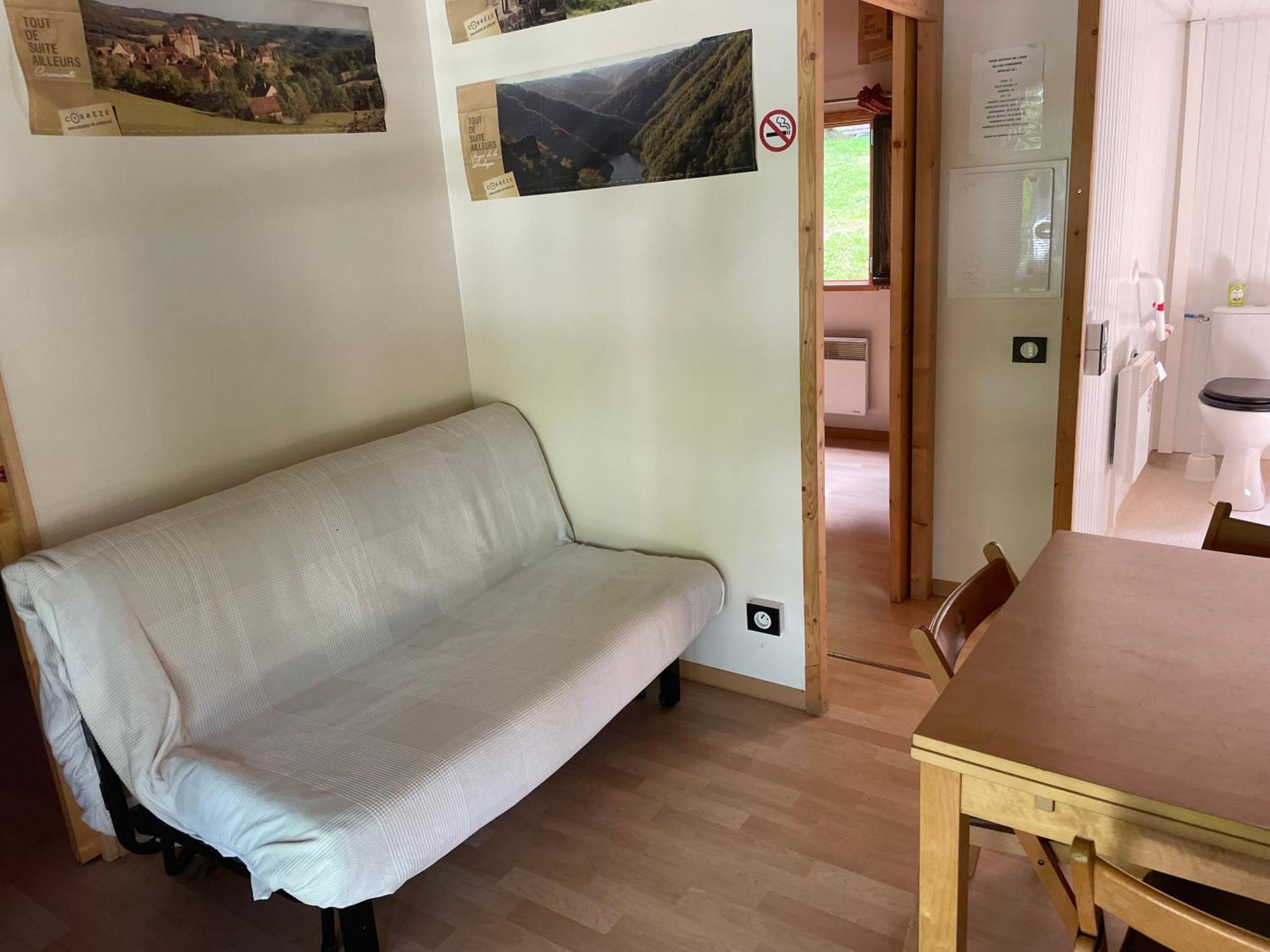 Camping Les Etoiles Saint-Sornin-Lavolps Esterno foto