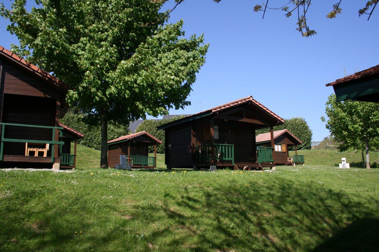 Camping Les Etoiles Saint-Sornin-Lavolps Esterno foto